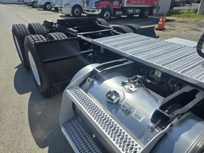 2018 Peterbilt 5799761ba4a76fee56a8de00d15e27d9657