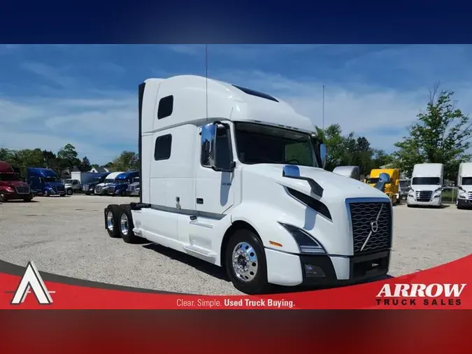 2021 VOLVO VNL860