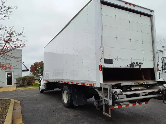 2021 FREIGHTLINER/MERCEDES M2 106