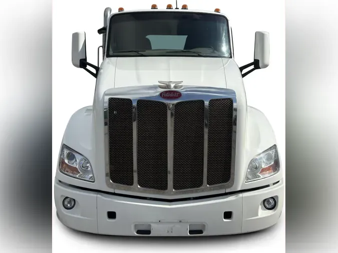 2018 Peterbilt 57997681ca1854a7d3eda680628293693ee