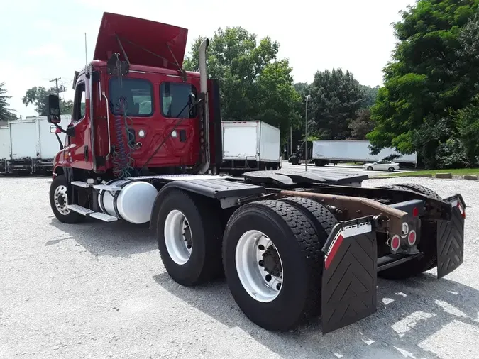 2017 FREIGHTLINER CASCADIA 125