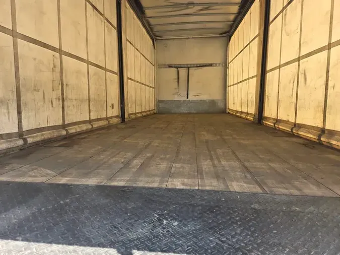 2020 FREIGHTLINER/MERCEDES M2 106