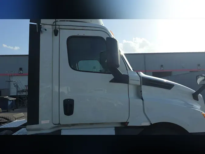 2019 Freightliner Cascadia 126
