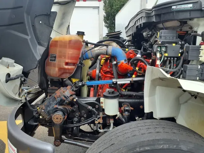 2019 NAVISTAR INTERNATIONAL MV607 (4X2)
