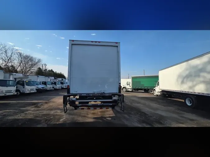 2018 FREIGHTLINER/MERCEDES M2 106