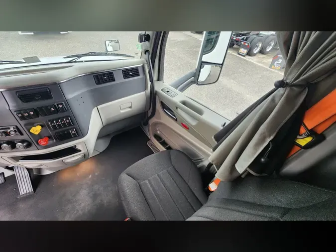 2021 Peterbilt 579