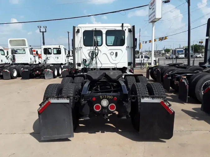 2019 FREIGHTLINER NEW CASCADIA 116