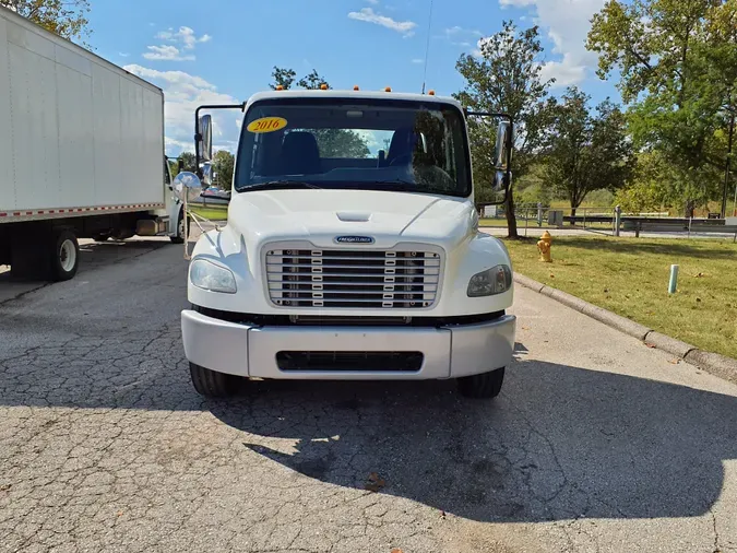 2016 FREIGHTLINER/MERCEDES M2 106