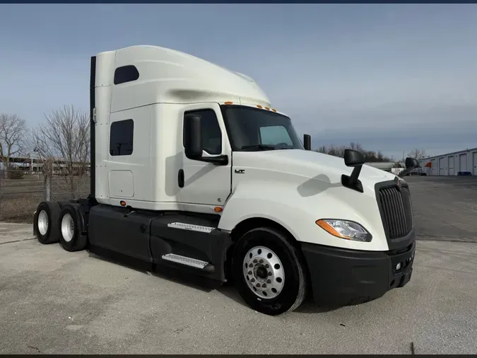 2020 International LT625