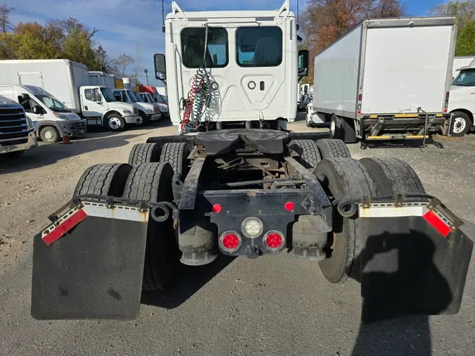 2018 FREIGHTLINER/MERCEDES CASCADIA 125