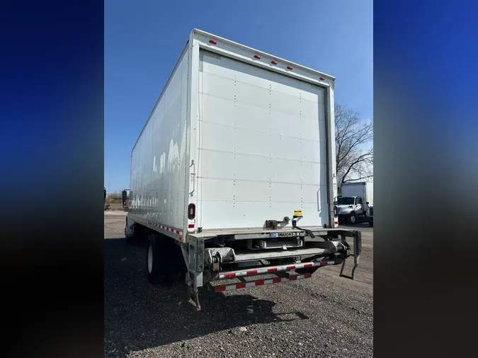 2018 FREIGHTLINER/MERCEDES M2 106