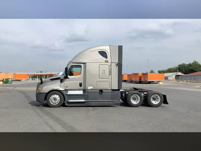 2024 Freightliner Cascadia 126978c3e22637f677390c59fa115754881