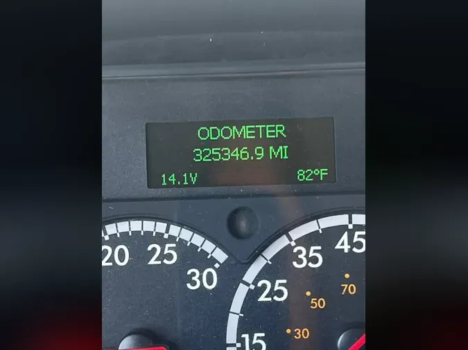 2018 FREIGHTLINER/MERCEDES M2 106