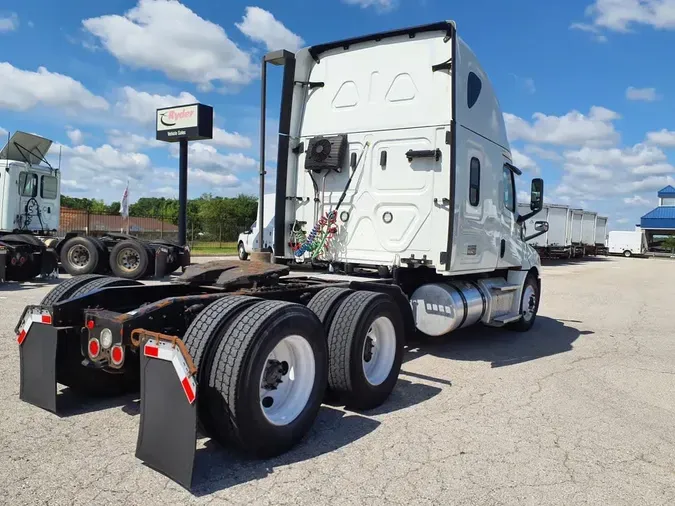 2019 FREIGHTLINER NEW CASCADIA PX12664