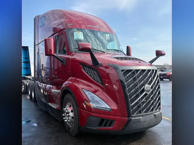 2027 VOLVO TRUCK VNL64TV04