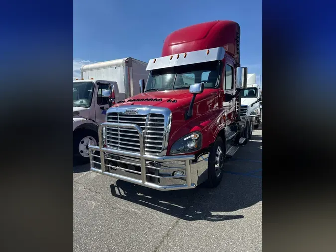 2020 FREIGHTLINER/MERCEDES CASCADIA 125979984916539a889e353476e5cfd5c70