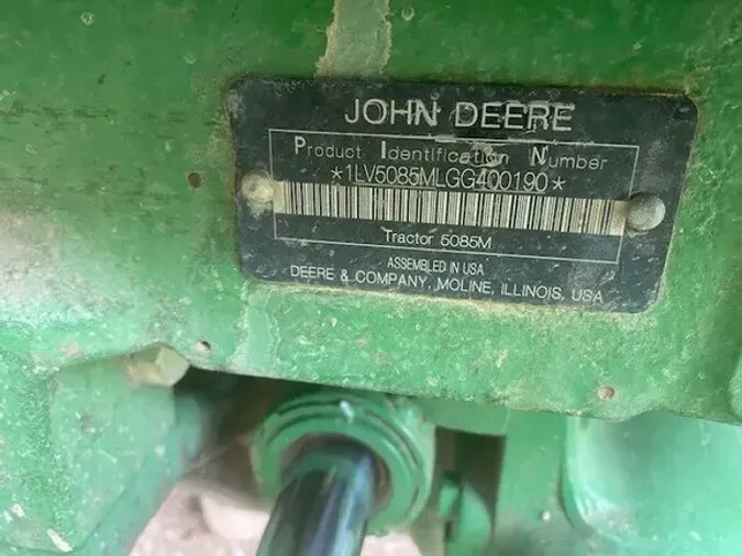 2016 John Deere 5085M