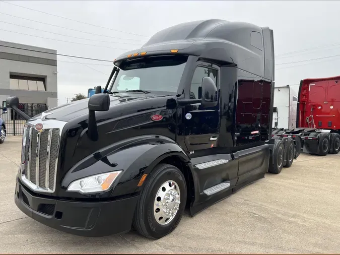 2023 Peterbilt 579