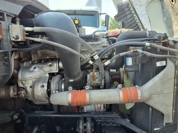 2017 FREIGHTLINER CASCADIA 12597ab78962ea324a10d6d29fb967a1ee2