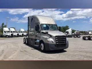 2022 Freightliner Cascadia 126