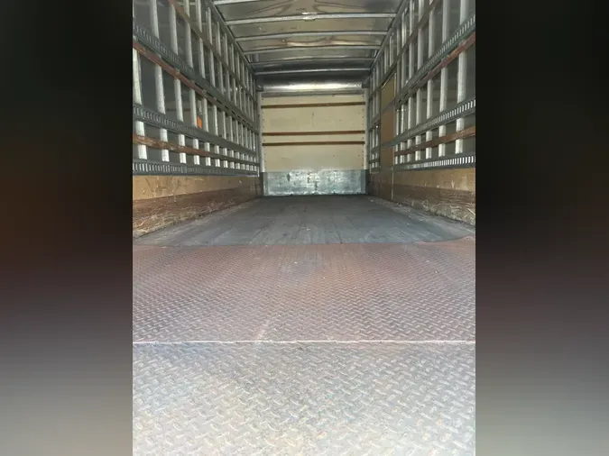 2018 FREIGHTLINER/MERCEDES M2 106