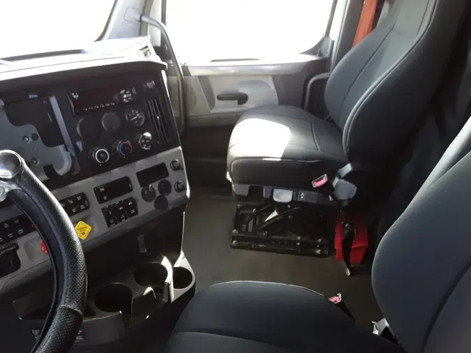 2019 FREIGHTLINER/MERCEDES NEW CASCADIA PX12664