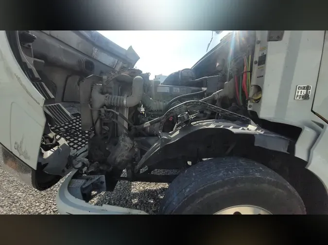 2018 Volvo VNL 740