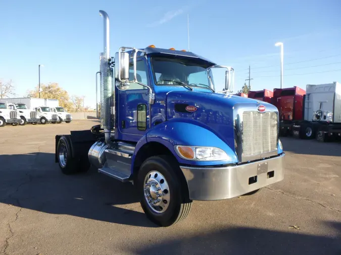 2017 Peterbilt 337