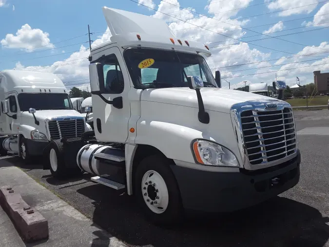 2015 FREIGHTLINER/MERCEDES CASCADIA 125