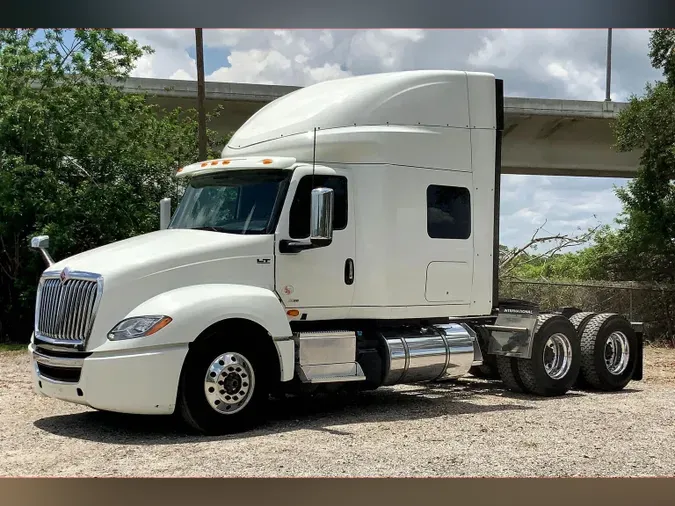 2023 INT LT625 6x4