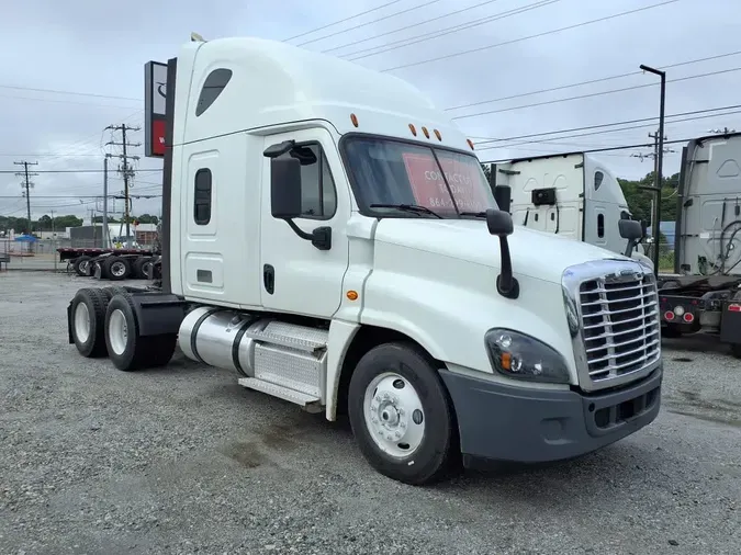 2020 FREIGHTLINER CASCADIA 125