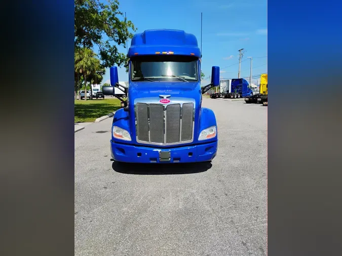 2022 Peterbilt 579