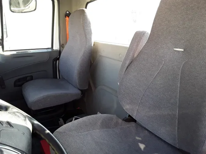 2019 NAVISTAR INTERNATIONAL 4300