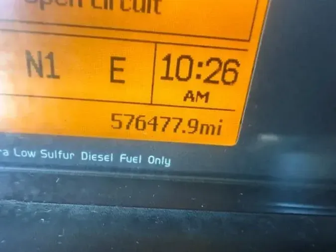 2015 Volvo VNL300