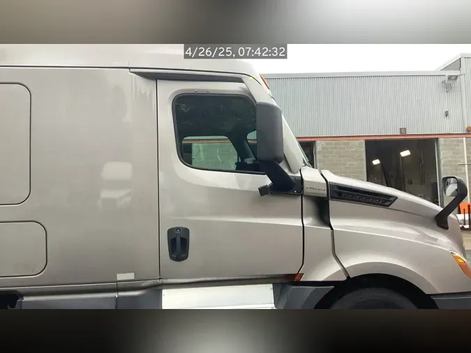 2021 Freightliner Cascadia