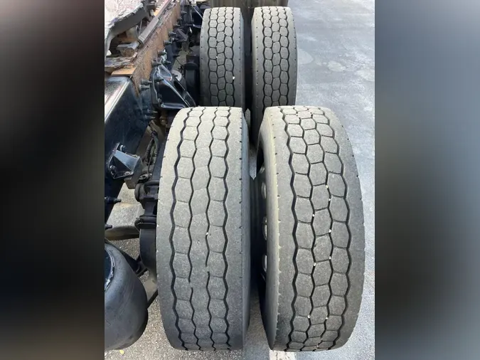 2020 Peterbilt 389