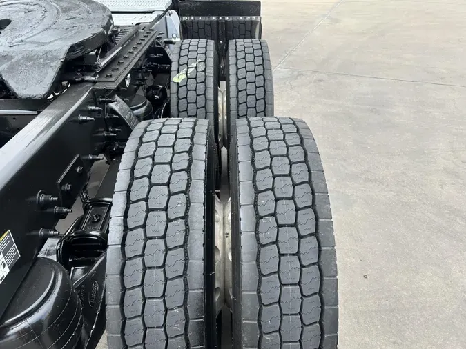 2020 Peterbilt 389