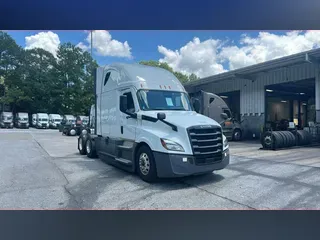 2022 Freightliner Cascadia 126