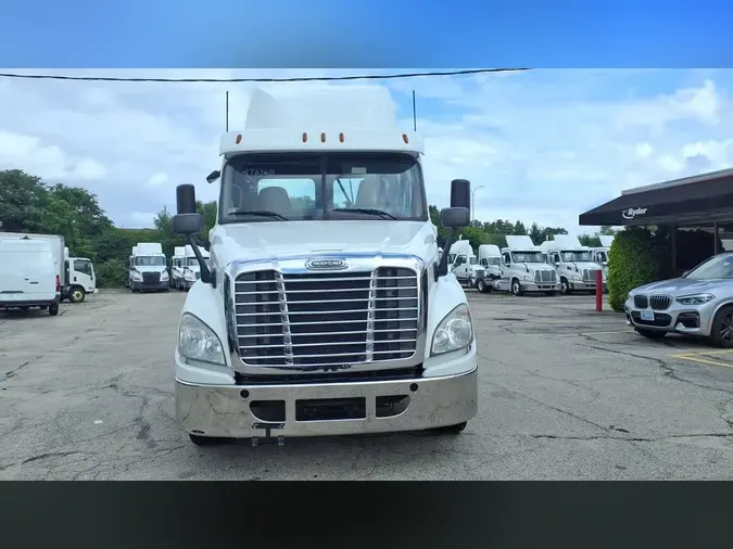 2020 FREIGHTLINER/MERCEDES CASCADIA 12597d5a0f5d1655e1539ec507b6e8dbe66