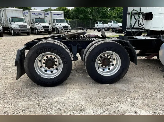 2022 INT LT625 6x4