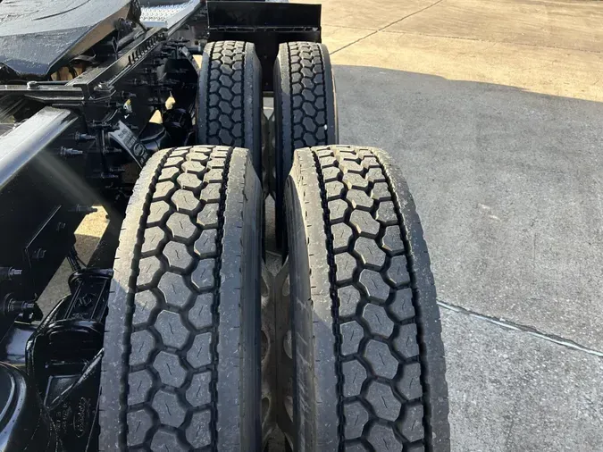 2020 Peterbilt 567