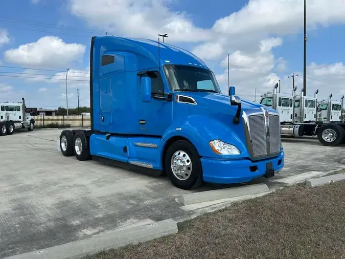 2022 Kenworth T680
