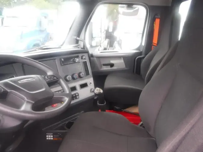 2020 FREIGHTLINER NEW CASCADIA PX12664