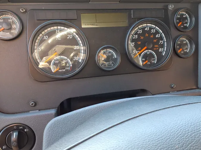 2020 FREIGHTLINER/MERCEDES CASCADIA 125