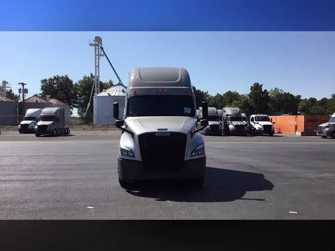 2025 Freightliner Cascadia 12697e2f74af1fd3706b8f6c2e4d6d4325a