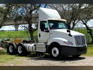 2019 INT LT625 6x4
