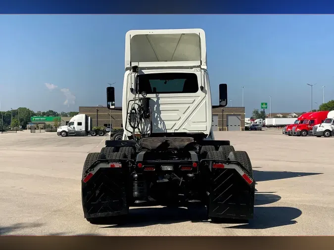 2019 INT LT625 6x4