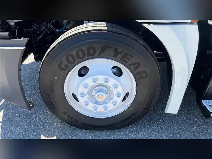 2020 FREIGHTLINER CA126