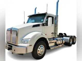 2026 Kenworth T880