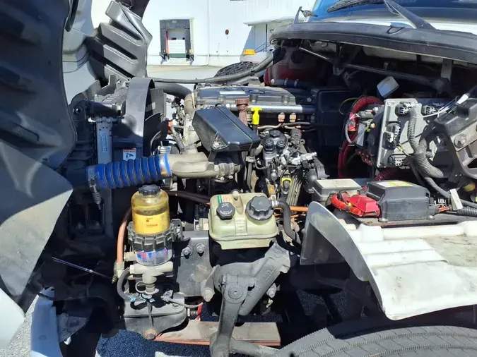 2020 FREIGHTLINER/MERCEDES M2 106